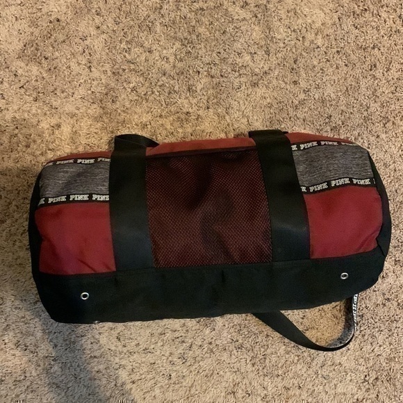 Pink Victoria’s Secret Gym Duffle Weekender Bag - Picture 7 of 16